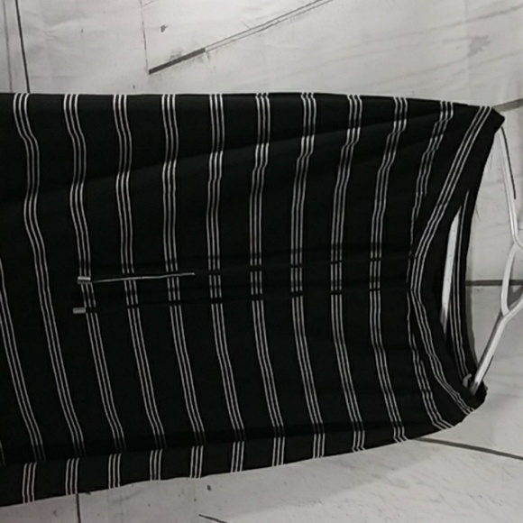 Seven7 Horizontal black skirt with white strips, M - Picture 2 of 5